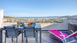Appartement climatisé avec vue panoramique sur Ile Rousse