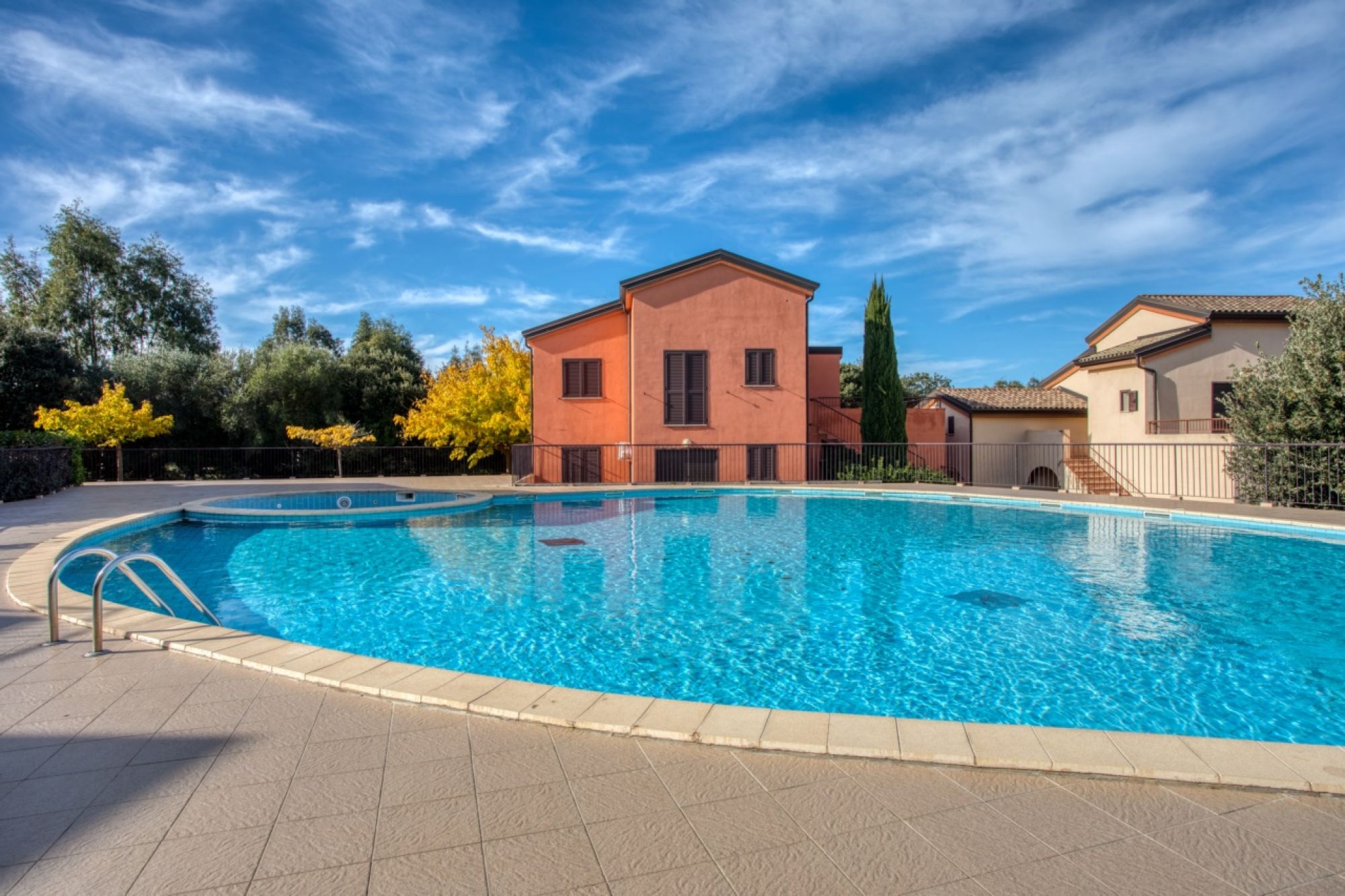 Appartement climatisé à 200m de la plage, piscine commune