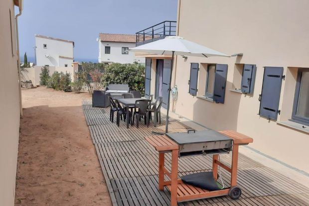 Appartement  climatisé, rez-de-jardin