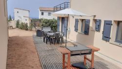 Appartement  climatisé, rez-de-jardin