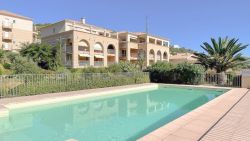 Maison dans résidence, jardin ,vue mer, piscine commune