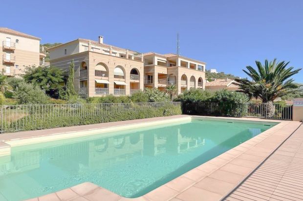 Maison dans résidence, jardin ,vue mer, piscine commune