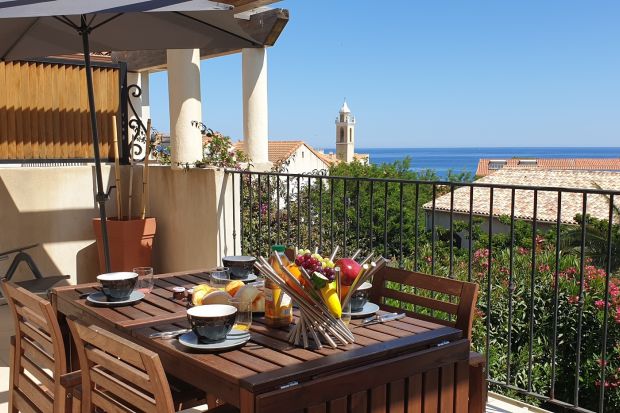 Appartement climatisé à 200m de la plage