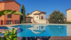 Appartement climatisée, 200m de la plage, piscine commune